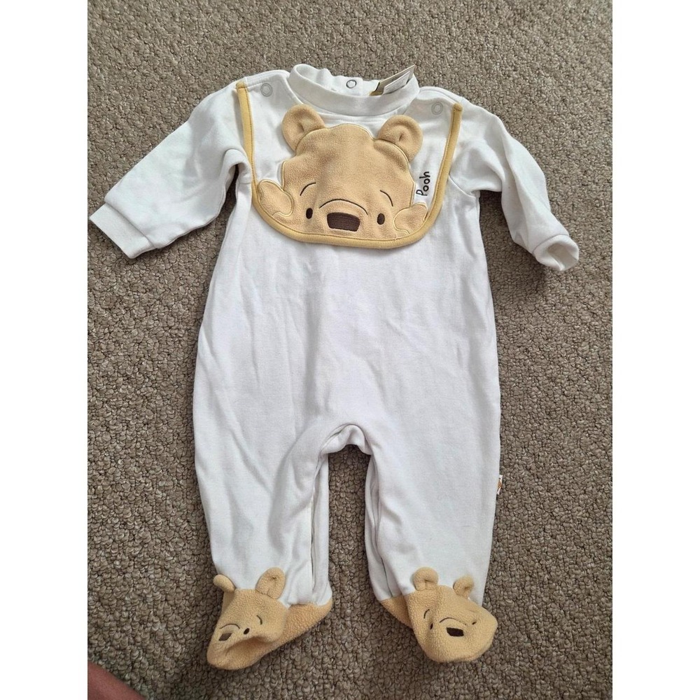 Classic pooh baby boy sleeper 3 mos